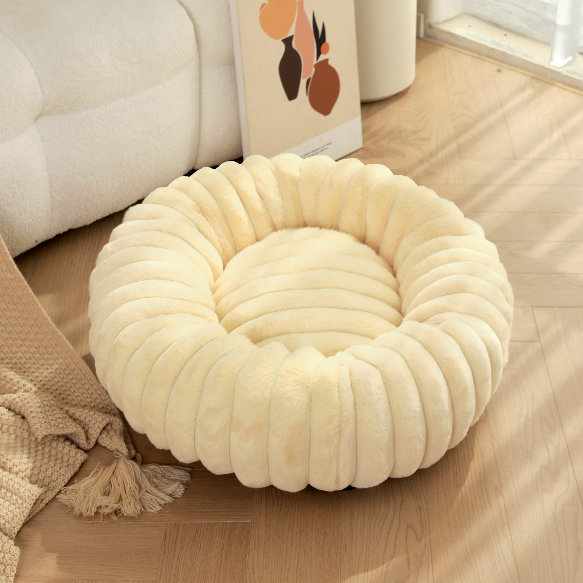 Plush Round Pet Nest Warm Winter Sleeping Bed Cozy Kennel