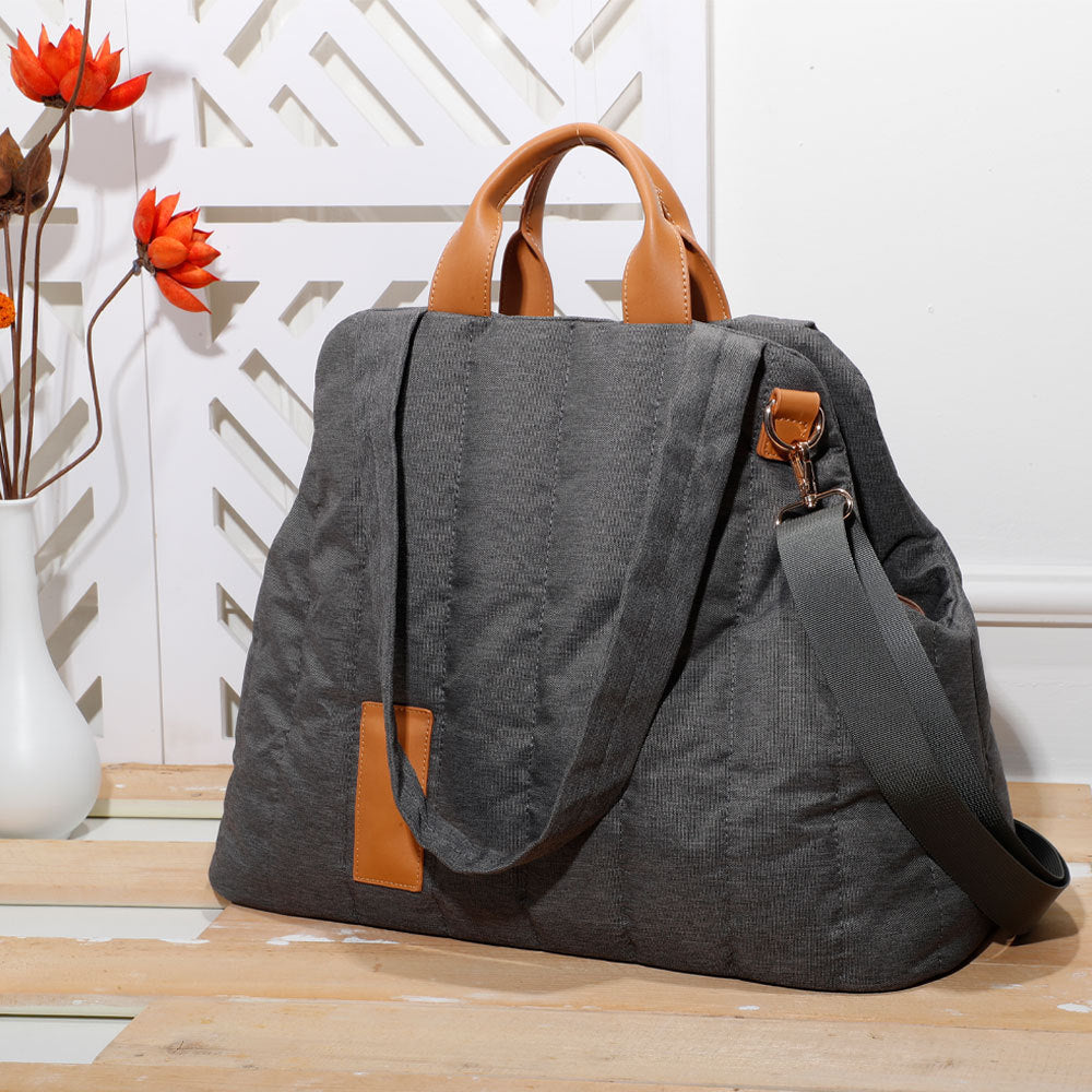 Pet Carrier Waterproof Portable Fashion Handbag Bag